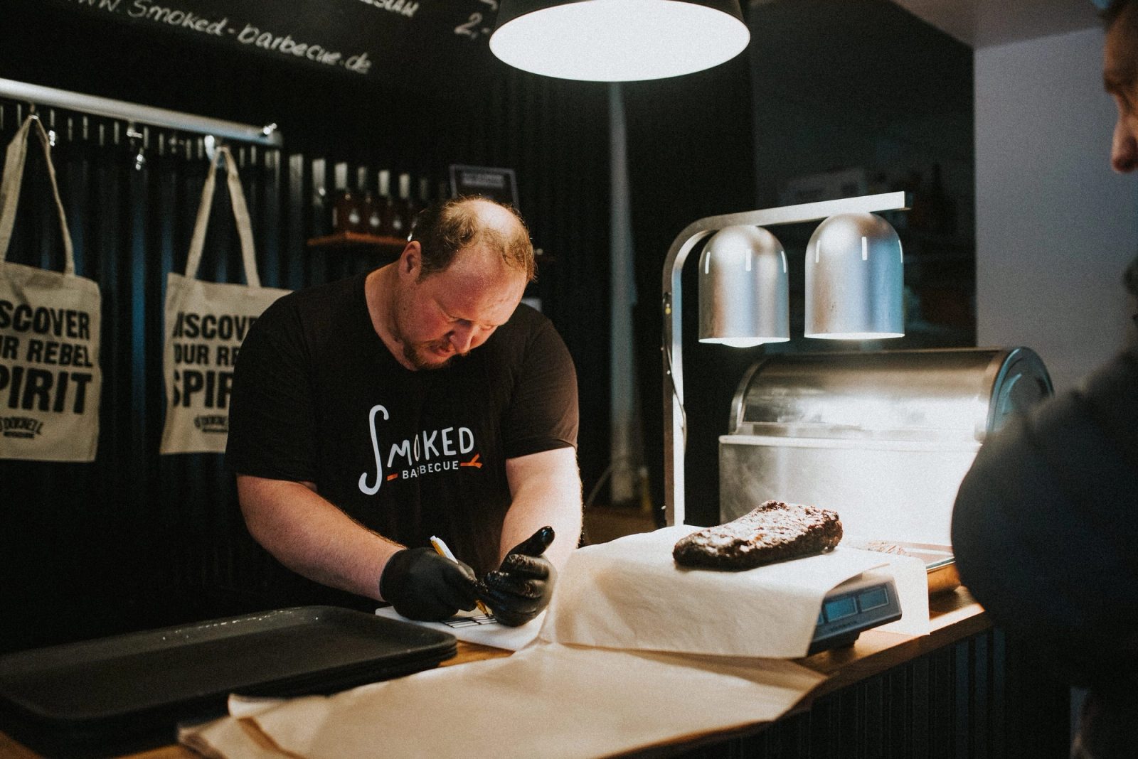 Authentische Produkt- und Reportagefotos für Smoked Barbecue - Image 49