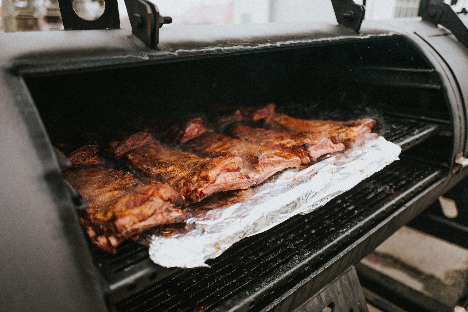 Authentische Produkt- und Reportagefotos für Smoked Barbecue - Image 11