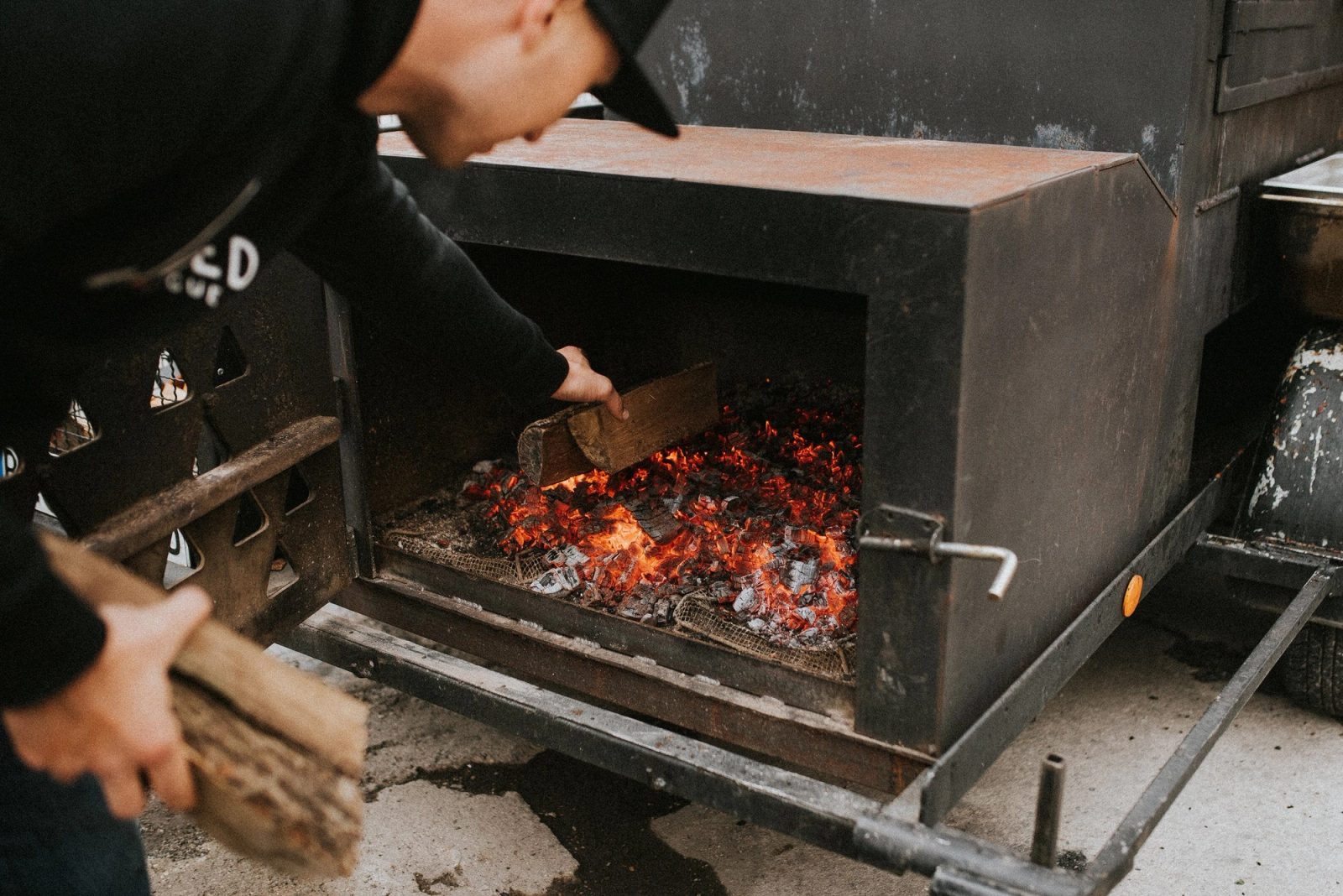 Authentische Produkt- und Reportagefotos für Smoked Barbecue - Image 40