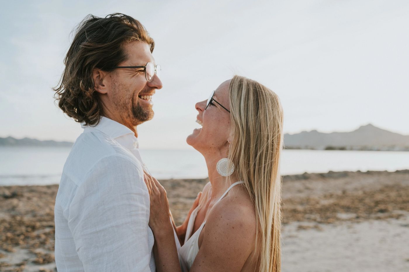 Stilvolle Brillenfotografie auf Mallorca - Image 13