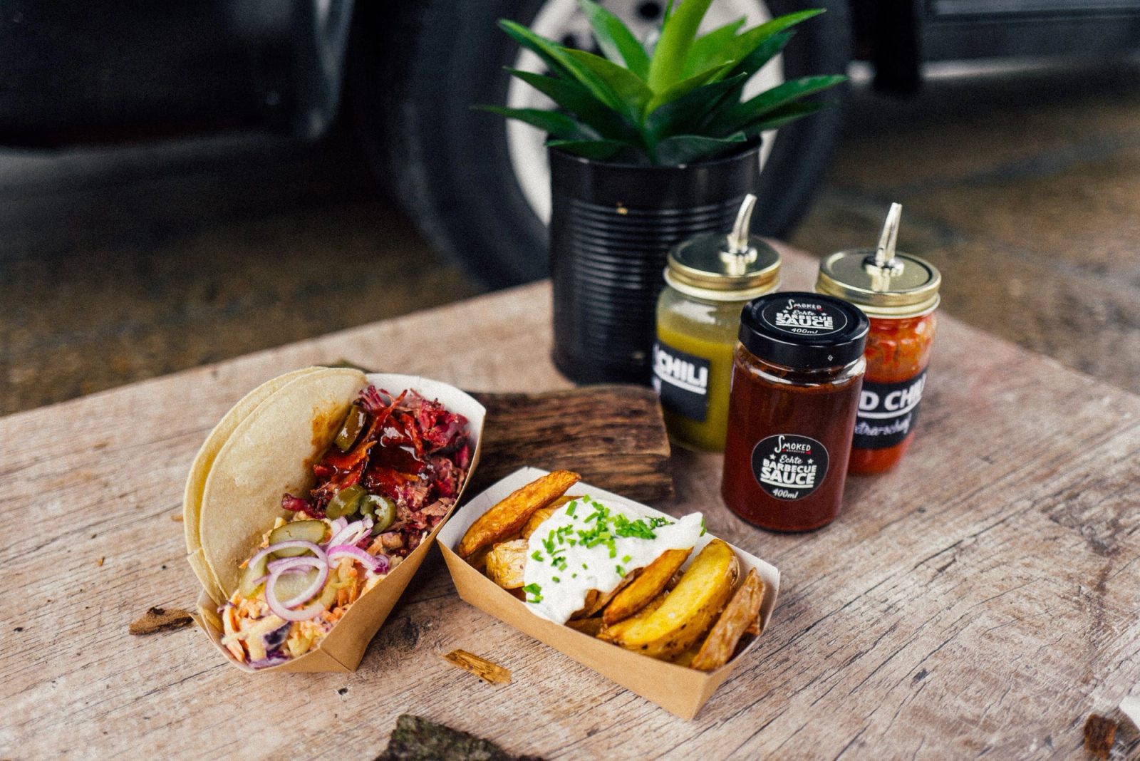 Authentische Produkt- und Reportagefotos für Smoked Barbecue - Image 28