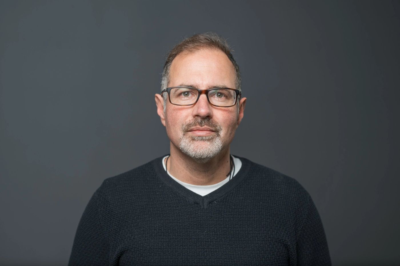 Professionelle Mitarbeiterfotos für Rhebo GmbH - Image 9