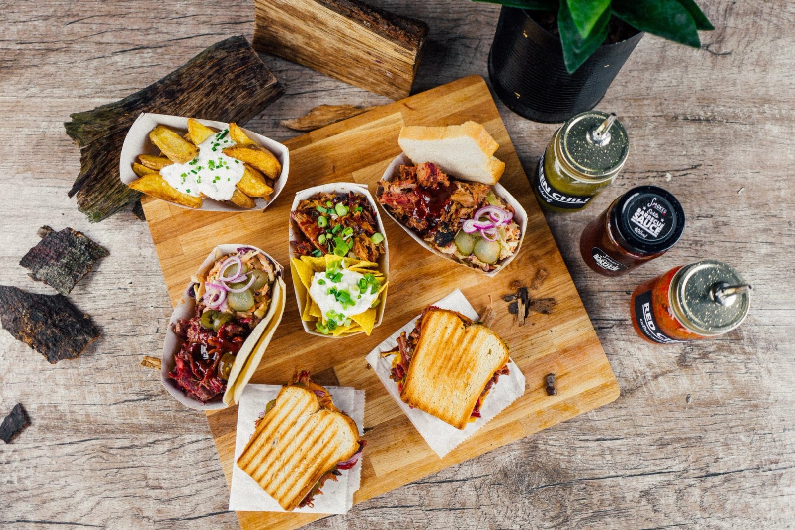 Authentische Produkt- und Reportagefotos für Smoked Barbecue - Image 24