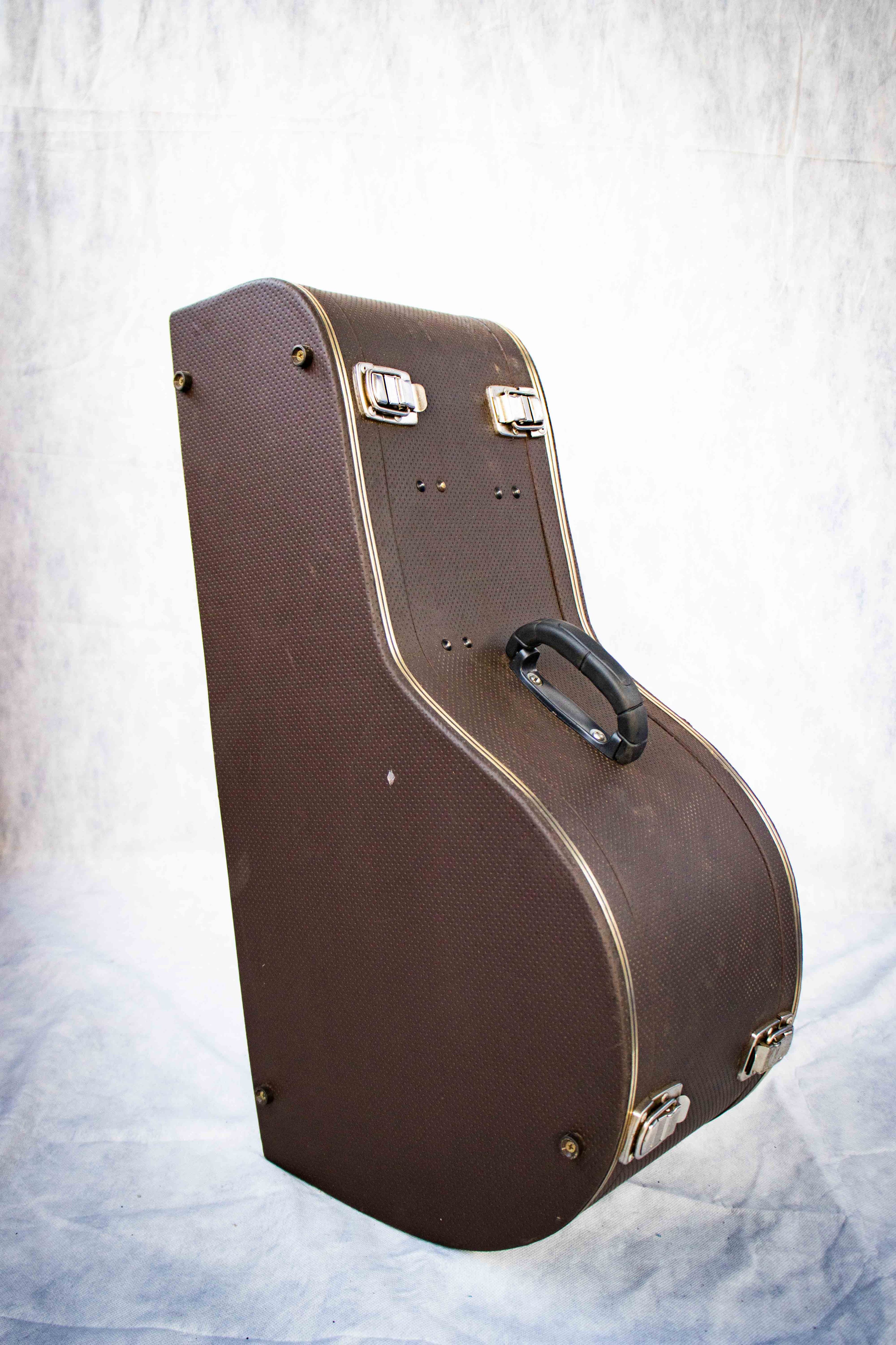 Case Mano Black