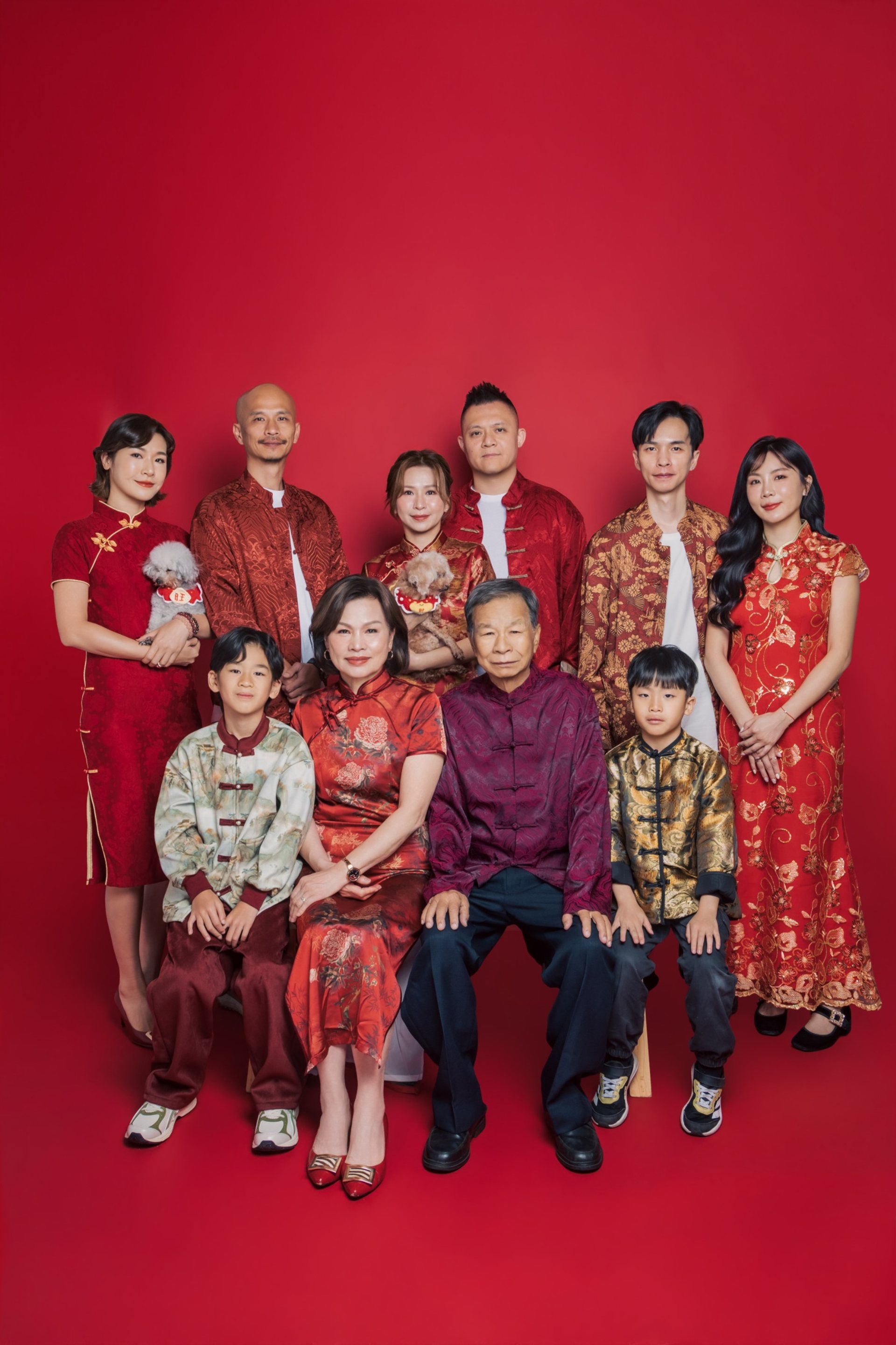 全家福寫真－新春紅色系十人大合照中式服裝