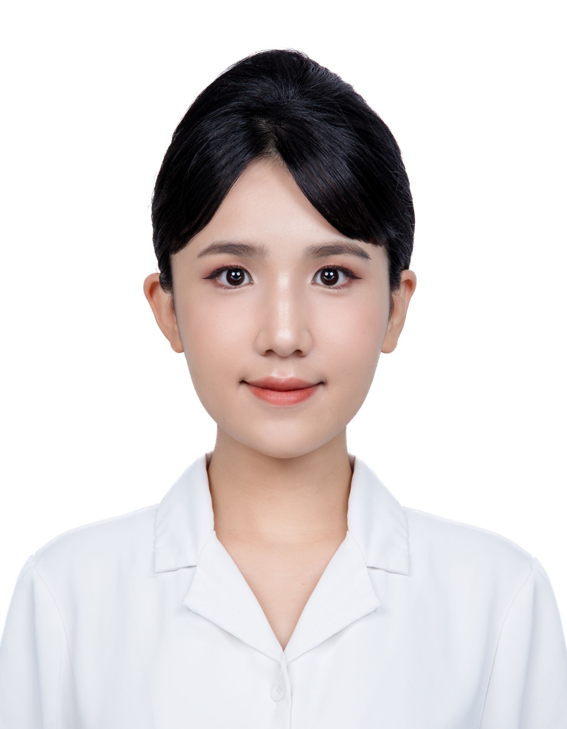 空服員求職照-2