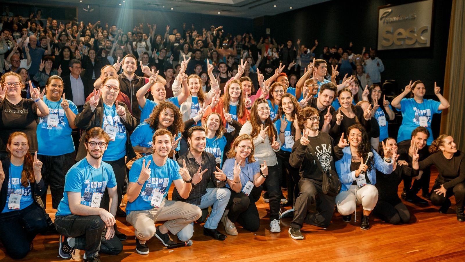 Plateia reunida em um evento do Pertence.