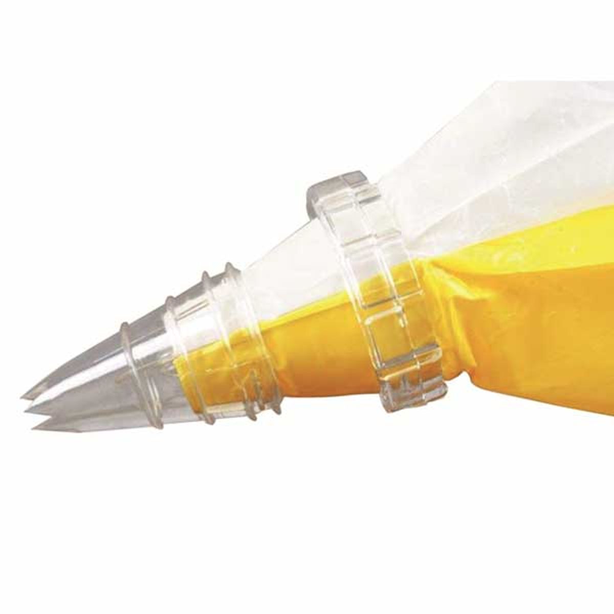 Adapter for piping bags