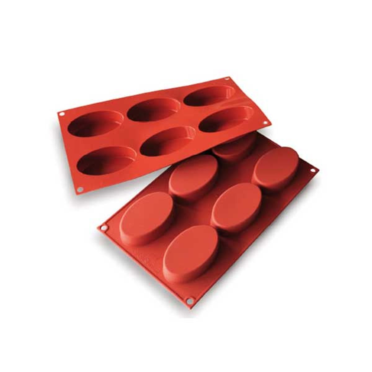 Oval silicone baking mold