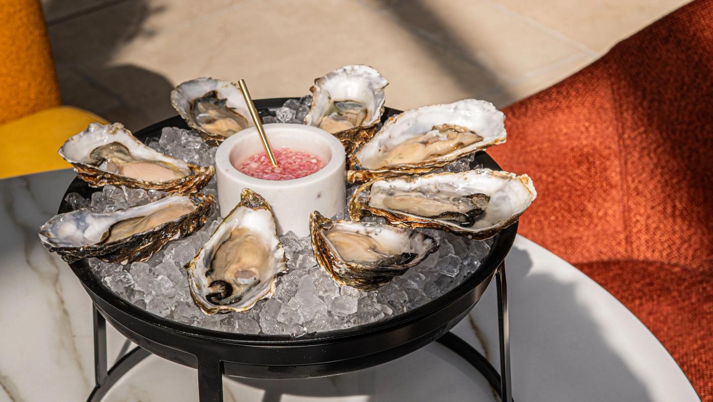Oysters & Champagne