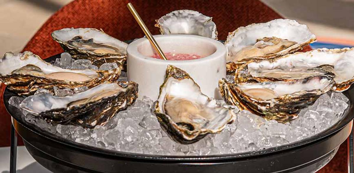 Oysters & Champagne