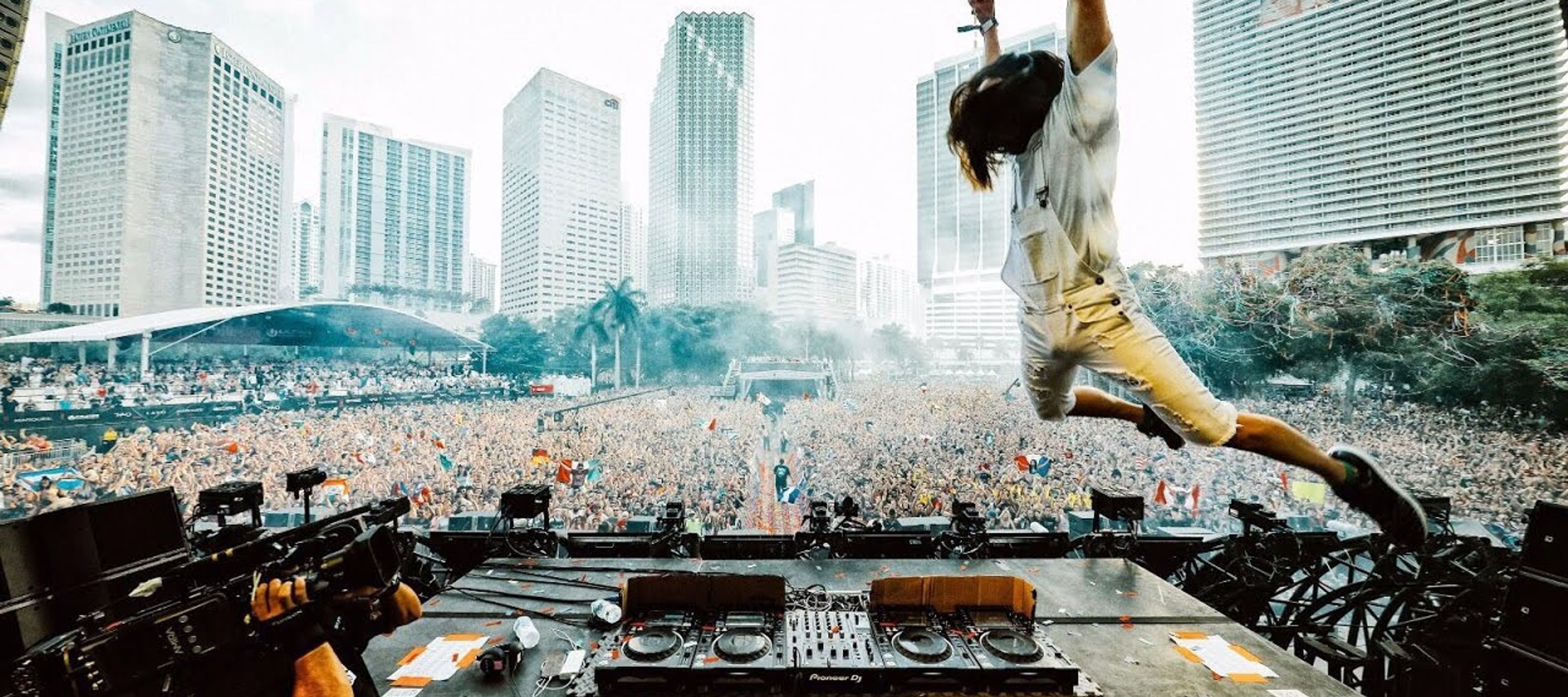Steve Aoki Leaping into the DJ Book