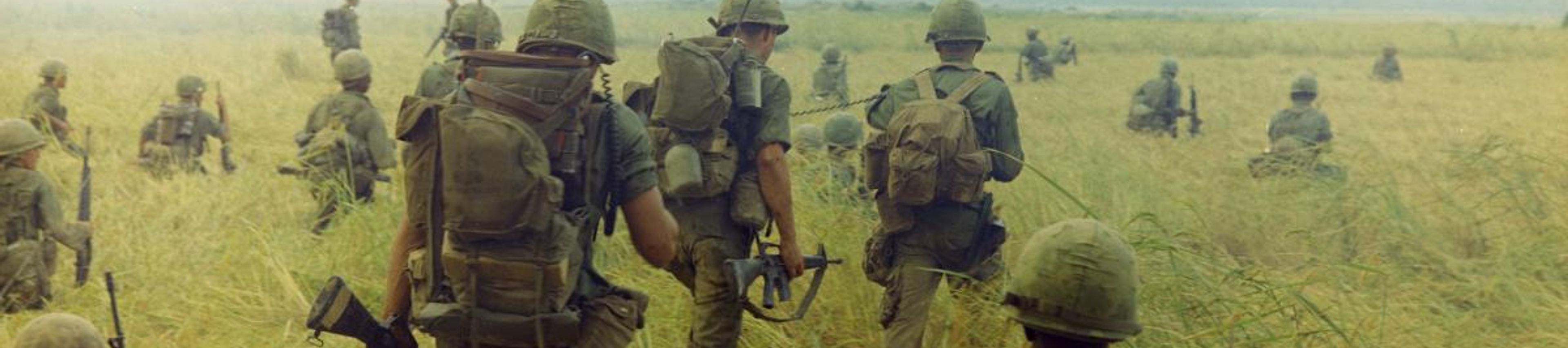 Vietnam-US-Soldiers-Field_Phil-Heron-National-Archives