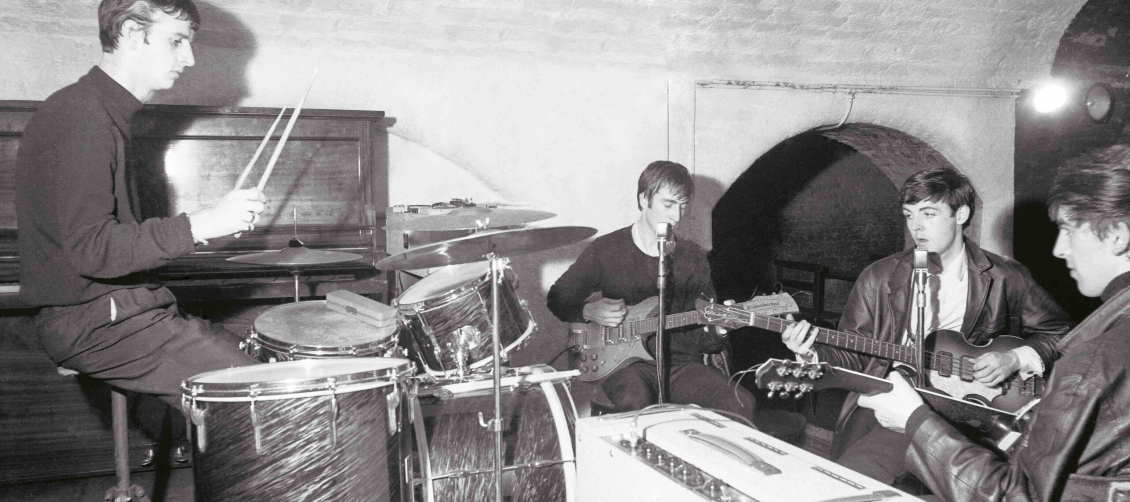 THE BEATLES' EARLY YEARS WORKING TOWARDS SUCCESS