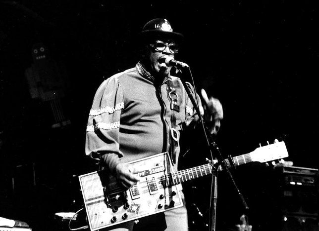 Bo Diddley