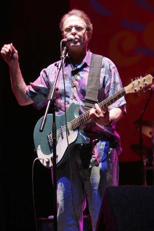 Photo of musician Country Joe McDonald