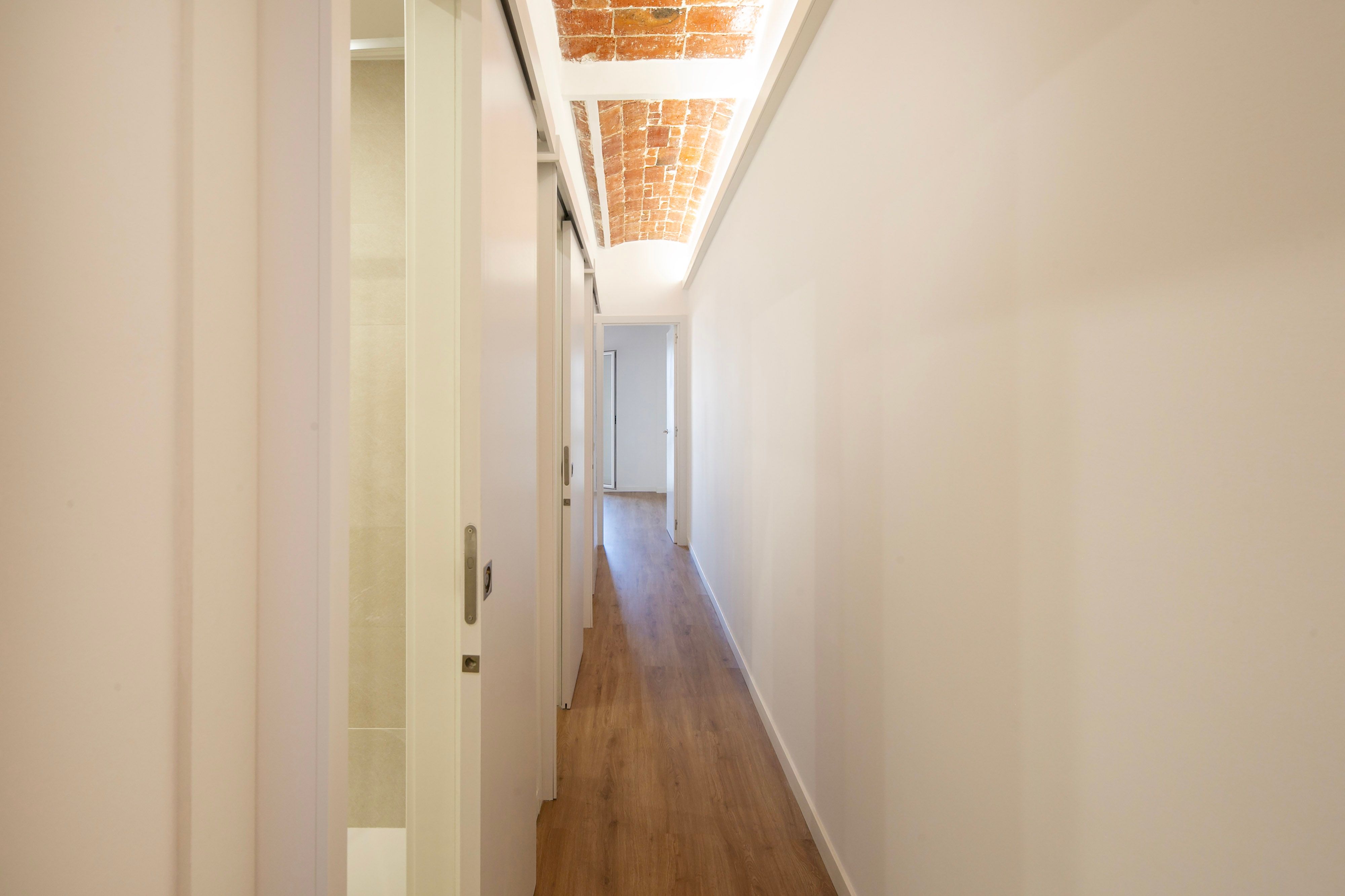 Apartamento Exclusivo Renovado junto à Plaça d'Espanya — 4