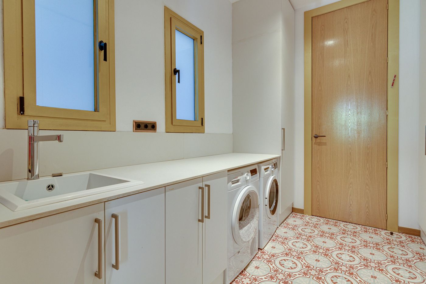 Apartamento Modernista con Gran Terraza en Eixample-Barcelona — 16