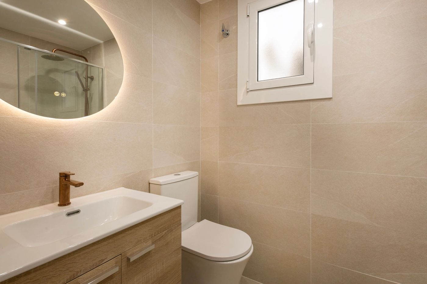 Apartamento luminoso y reformado en Sants/Montjuic — 12