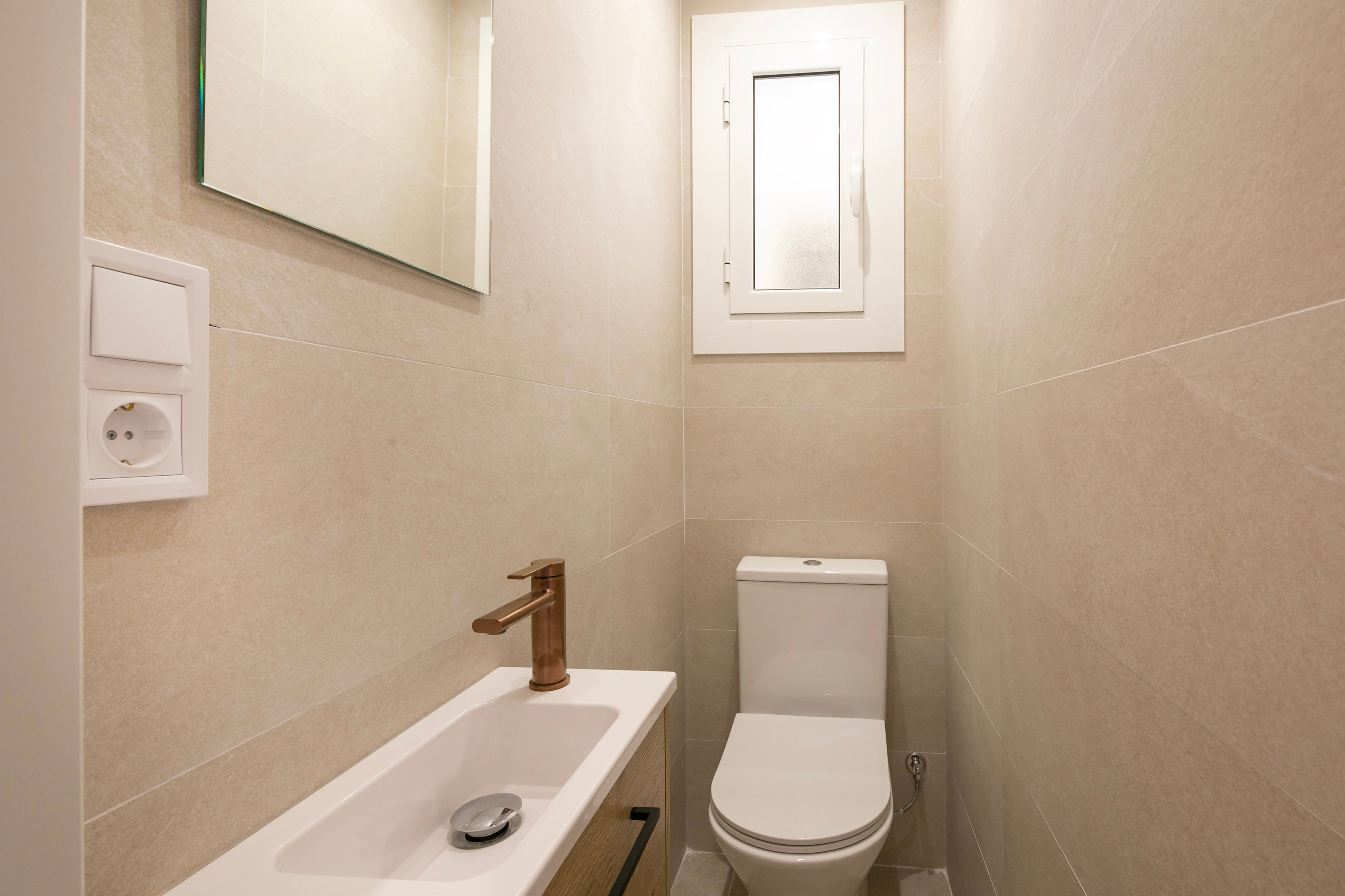 Apartamento Exclusivo Renovado junto à Plaça d'Espanya — 8