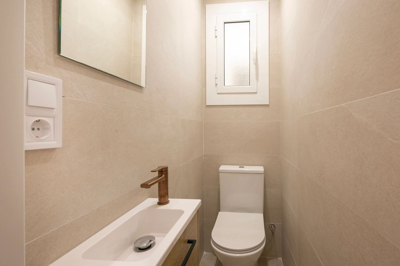 Apartamento luminoso y reformado en Sants/Montjuic — 13