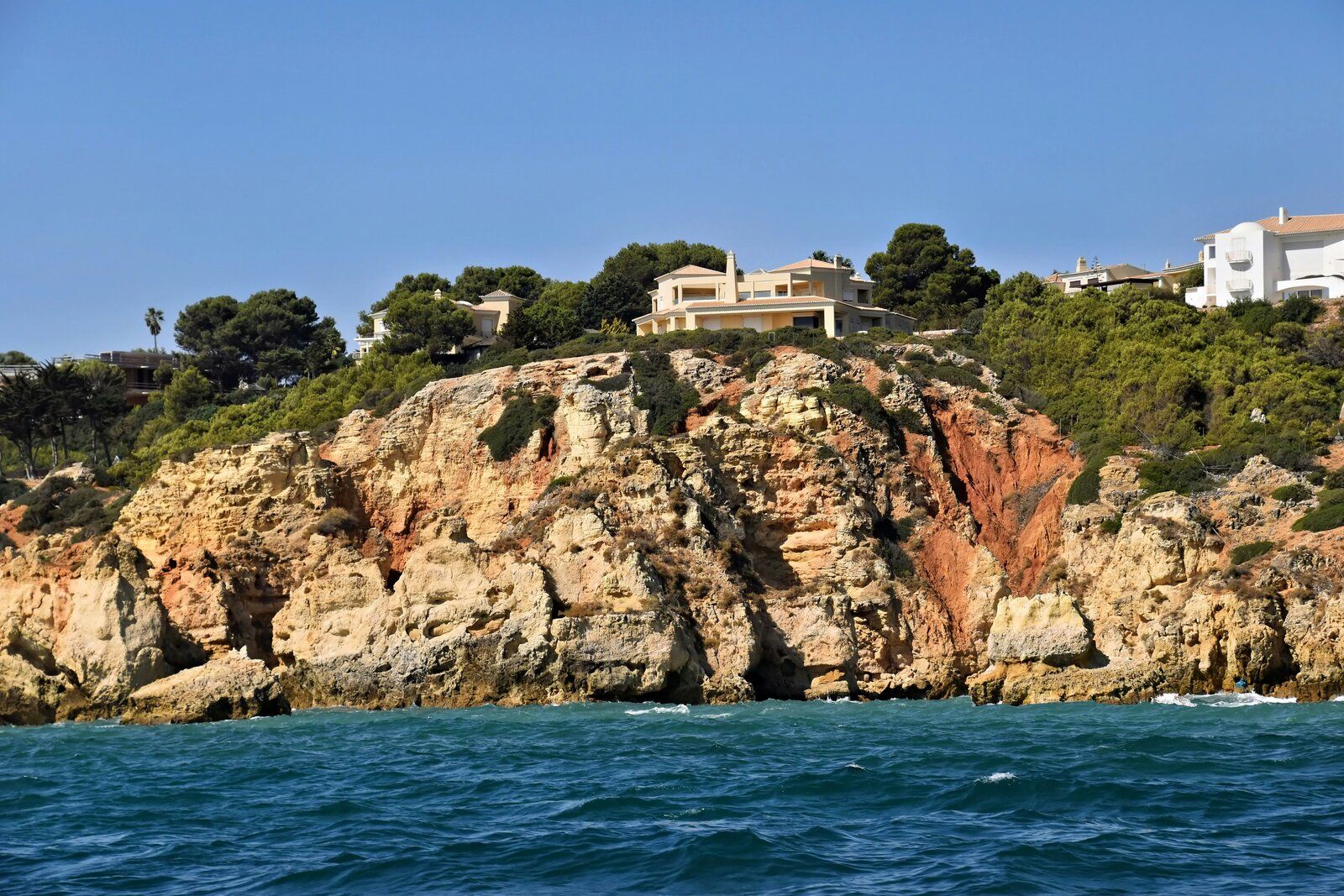 Ibiza Bienes Raíces de Lujo 2026: Oportunidad de Inversión en la Isla Más Exclusiva de Europa