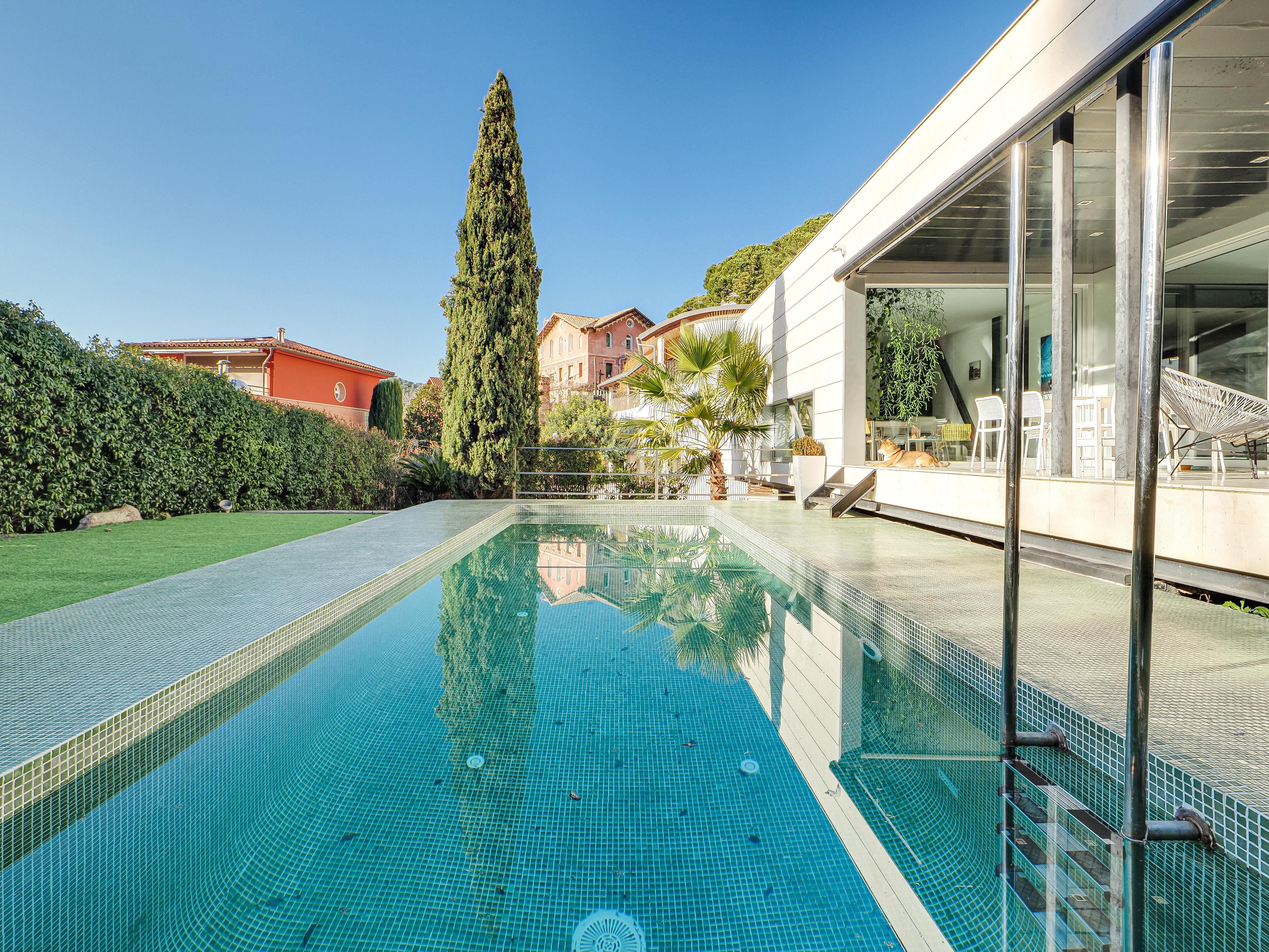 Casa Moderna en Vallvidrera con Piscina y Terrazas