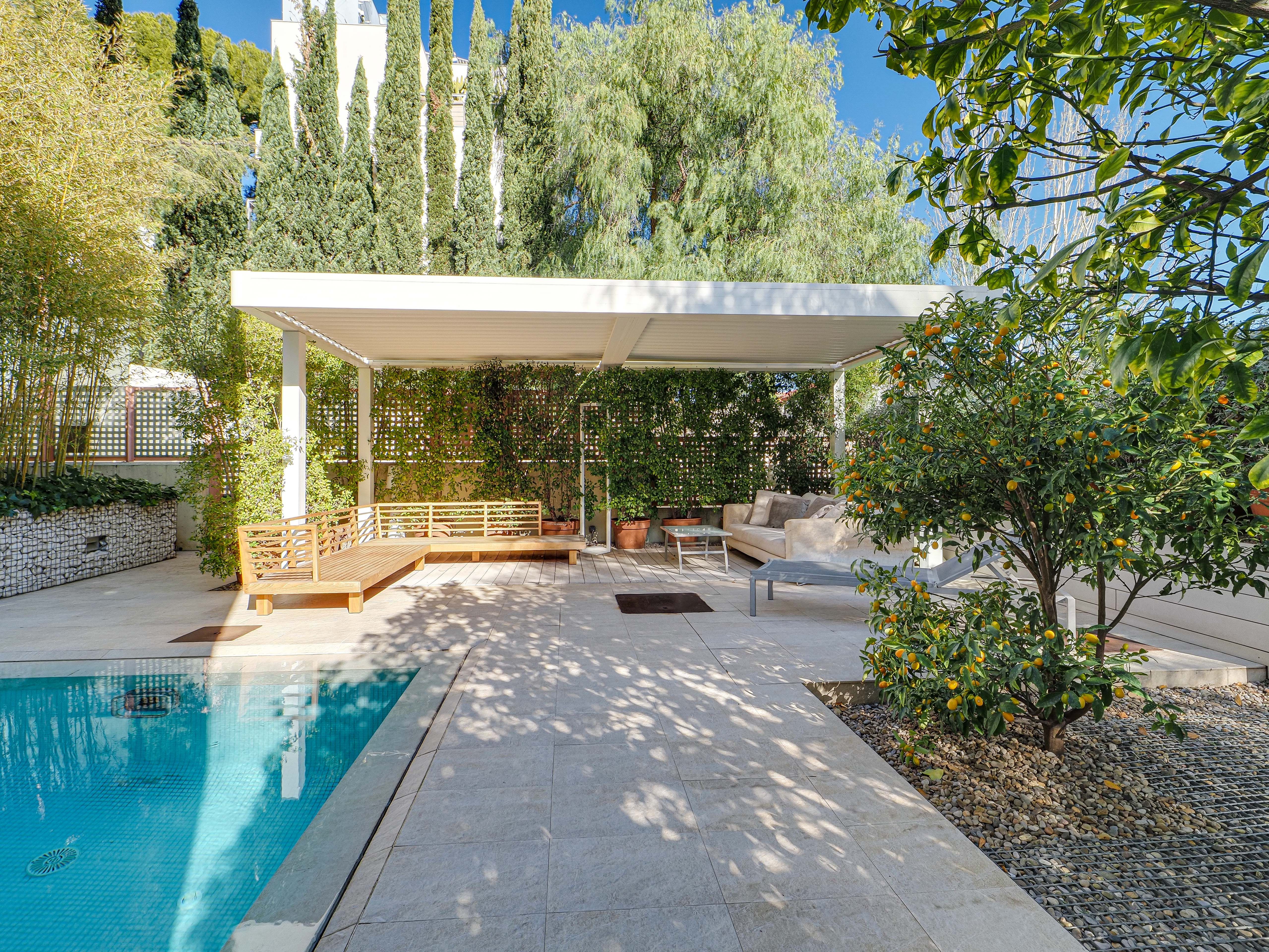 Casa Moderna de Lujo con Rooftop y Piscina Infinity en Pedralbes — 2