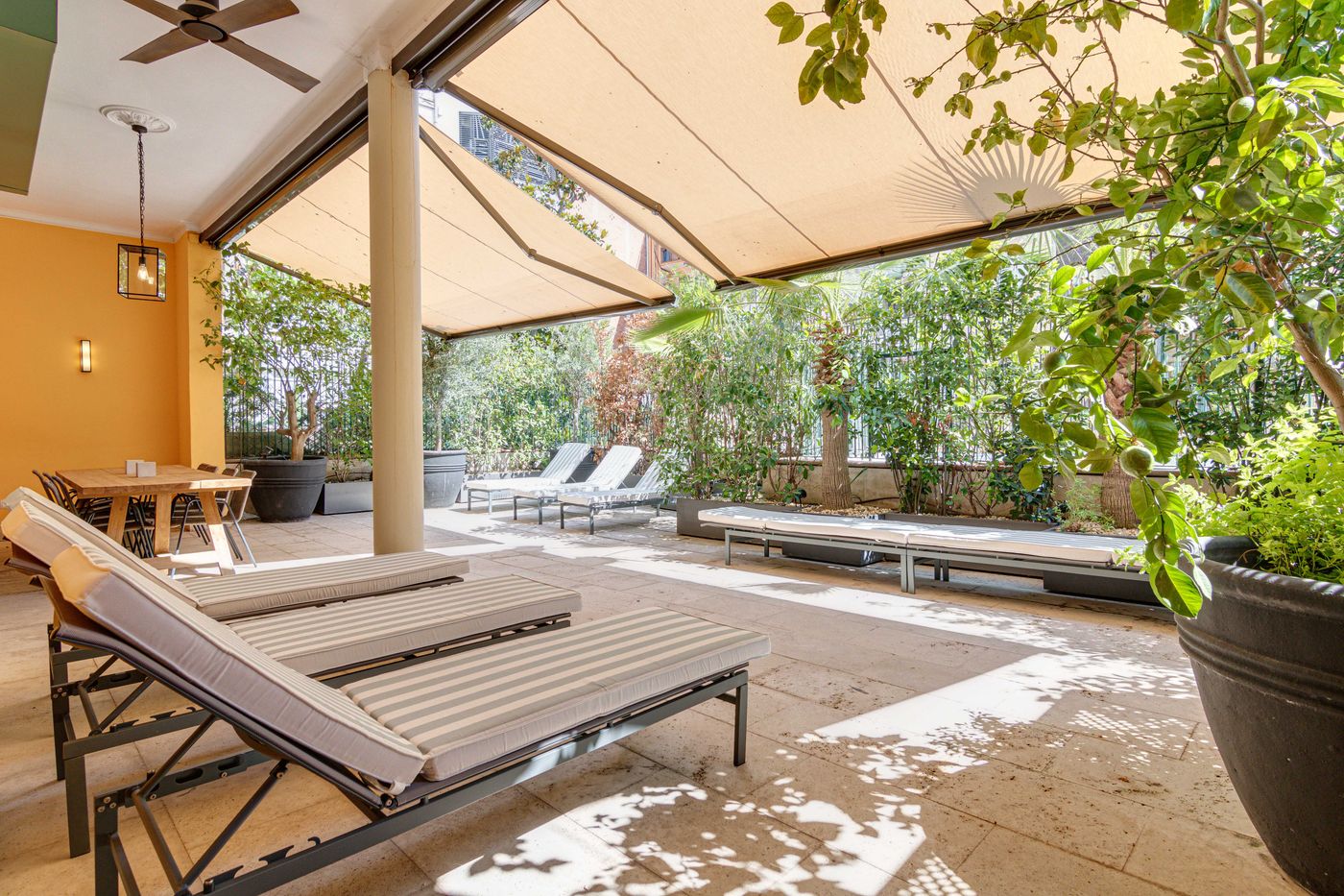 Apartamento Modernista con Gran Terraza en Eixample-Barcelona — 12