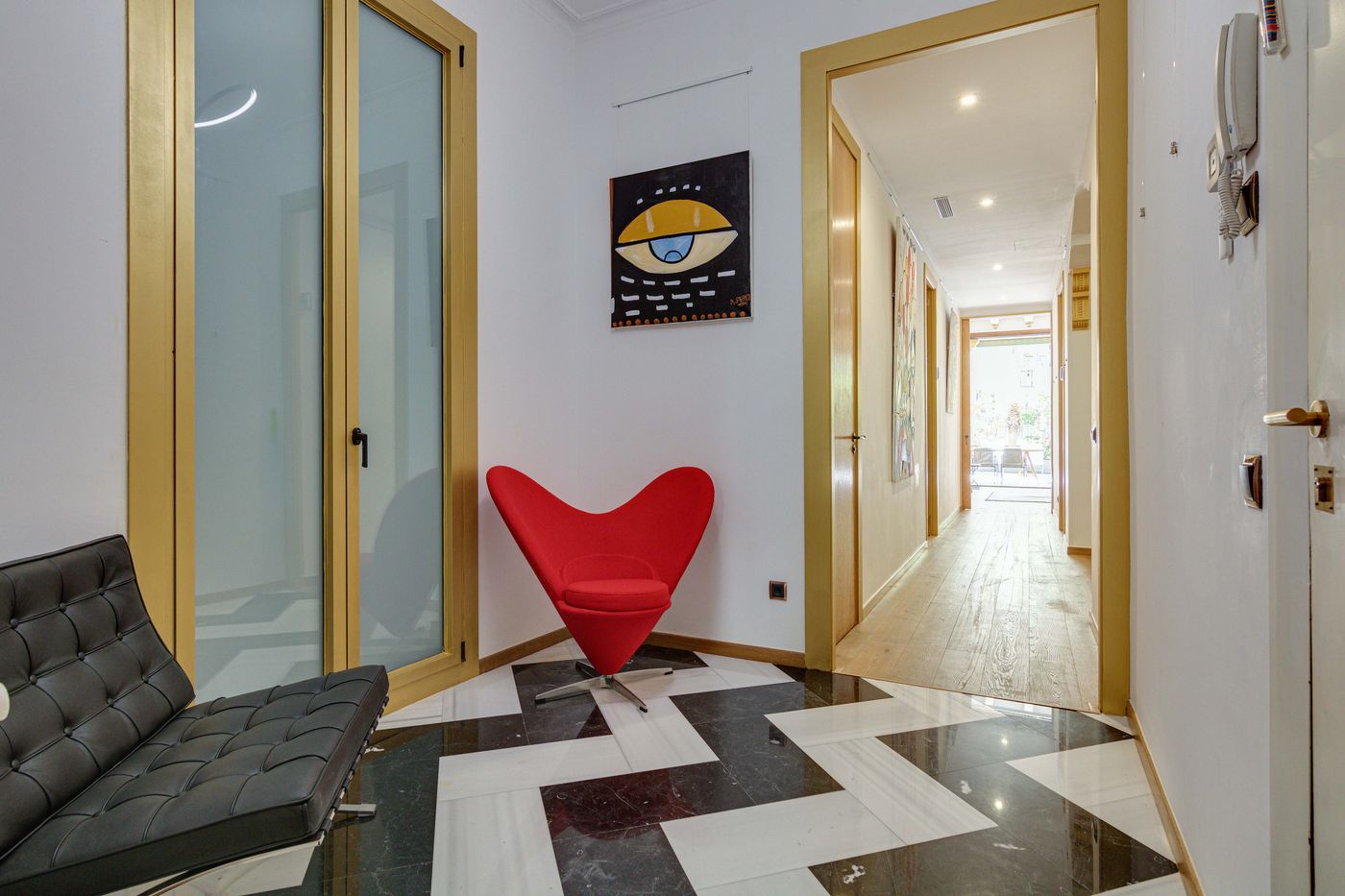 Apartamento Modernista con Gran Terraza en Eixample-Barcelona — 4