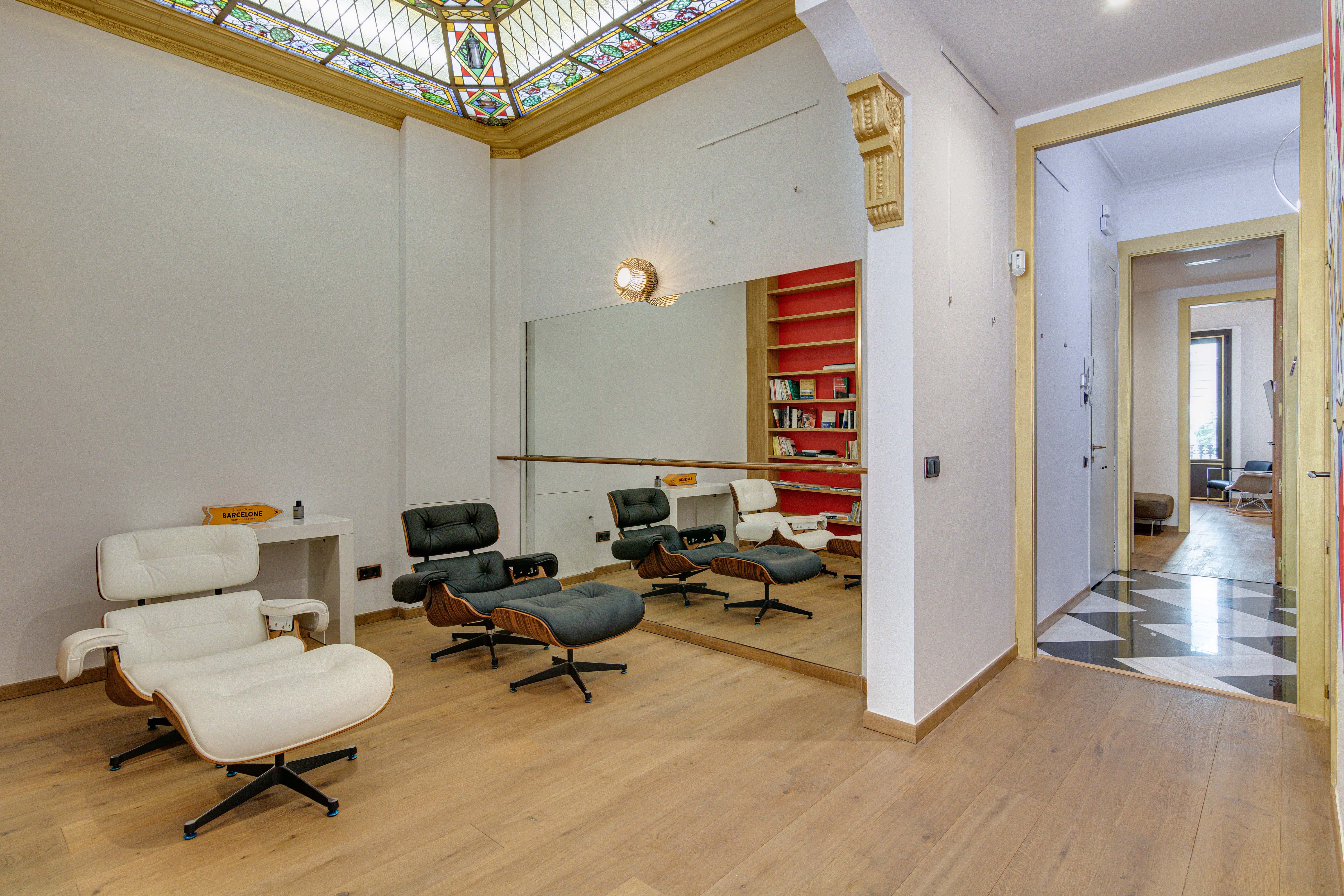 Apartamento Modernista con Gran Terraza en Eixample — 6