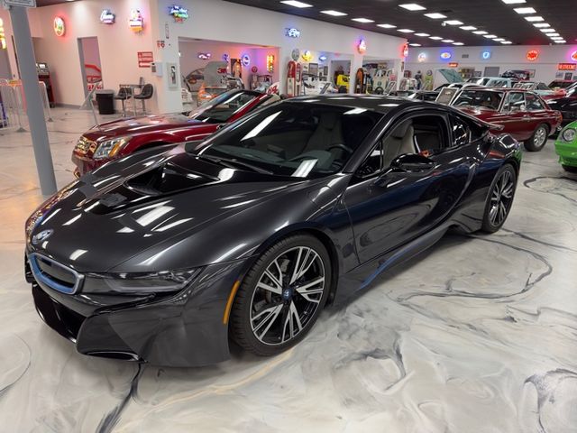 2015 BMW i8 Hybrid Coupe — museum photo