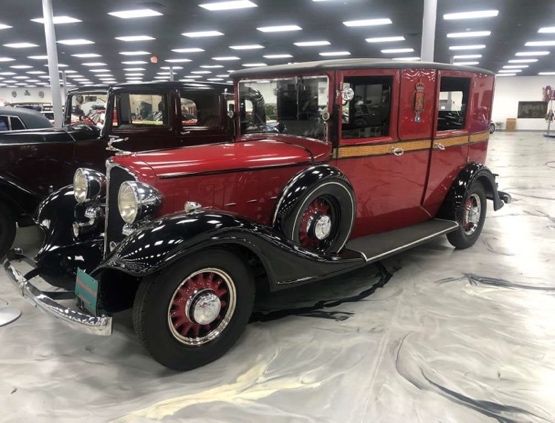 1933 Buick Series 90 Limousine — museum photo