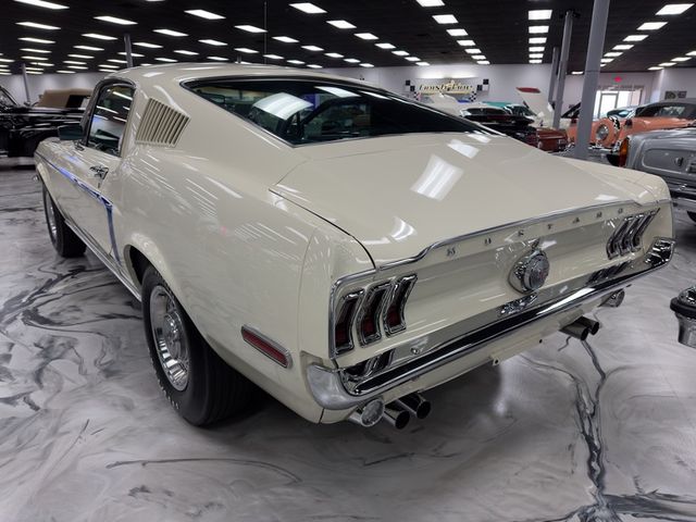 1968 -½ Ford Mustang 428 CJ — museum photo