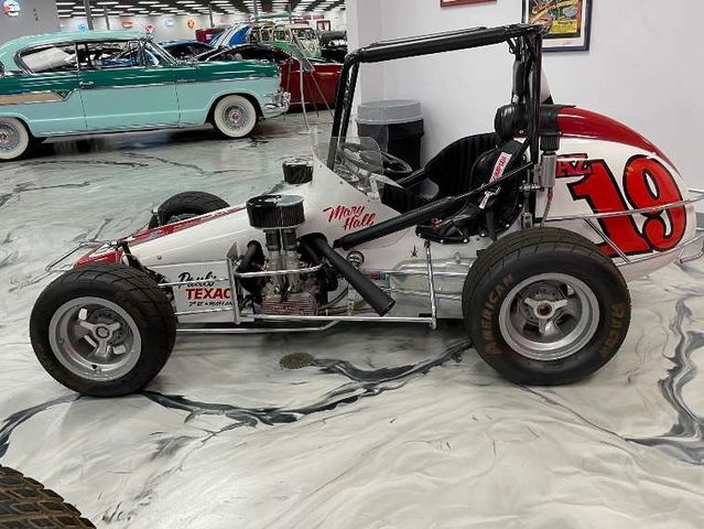 #19 - GABE & TILLIES RACING TEAM #84 DRIVER BILL SHUMAN — museum photo