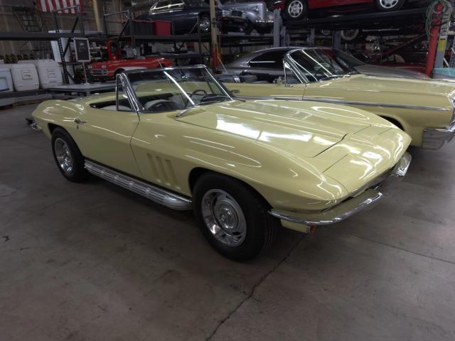 1963 Chevrolet Corvette Convertible, museum photo