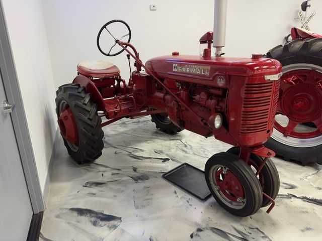 1947 McCormick Farmall BN Culti-Vision Tractor — museum photo