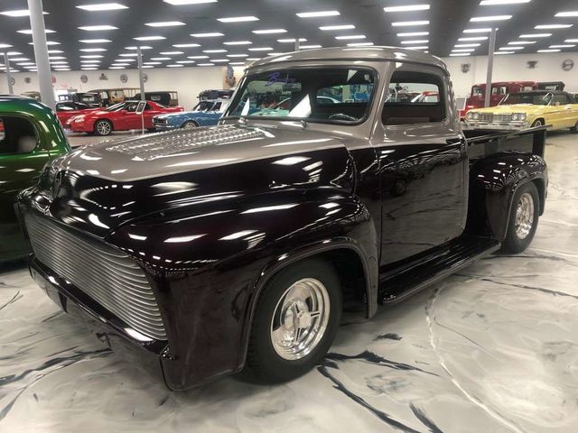 1954 Mercury M-100 — museum photo