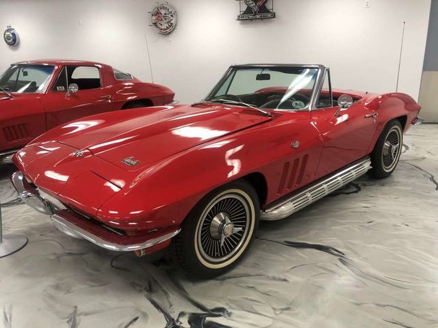 1966 Chevrolet Corvette C2 Sting Ray Convertible — museum photo