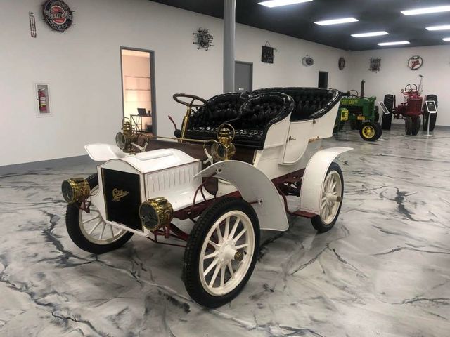 1905 Cadillac Model F Touring — museum photo