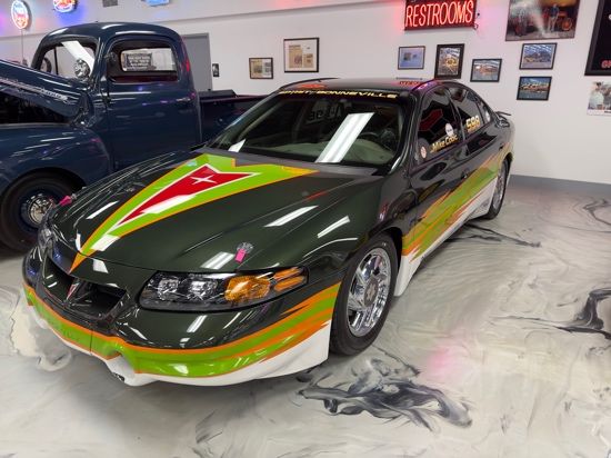 2000 Pontiac Bonneville Racer — museum photo