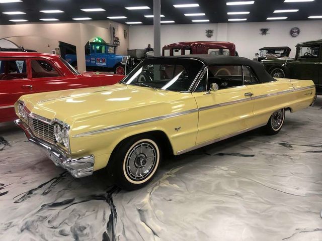 1964 Chevrolet Impala SS Convertible — museum photo