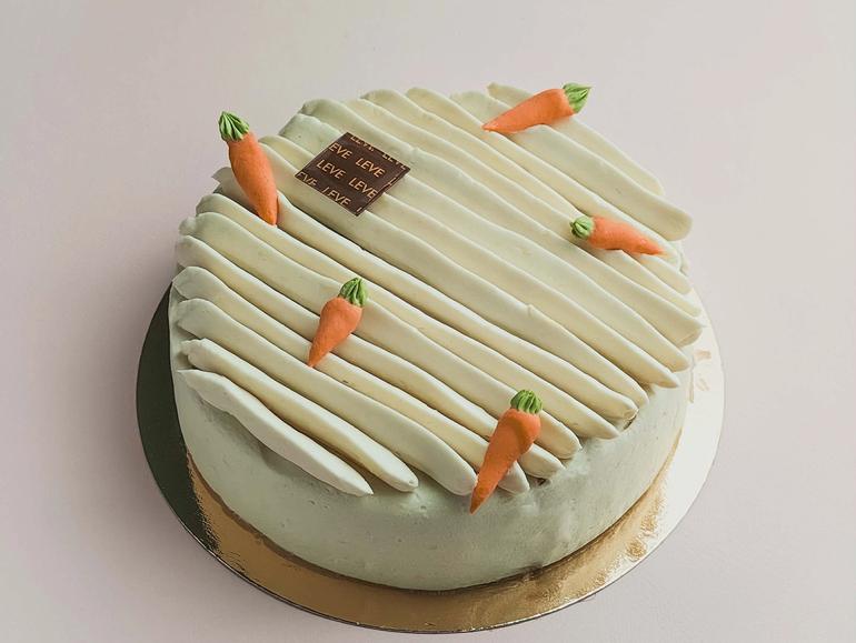 Bild på morotskaka lyx