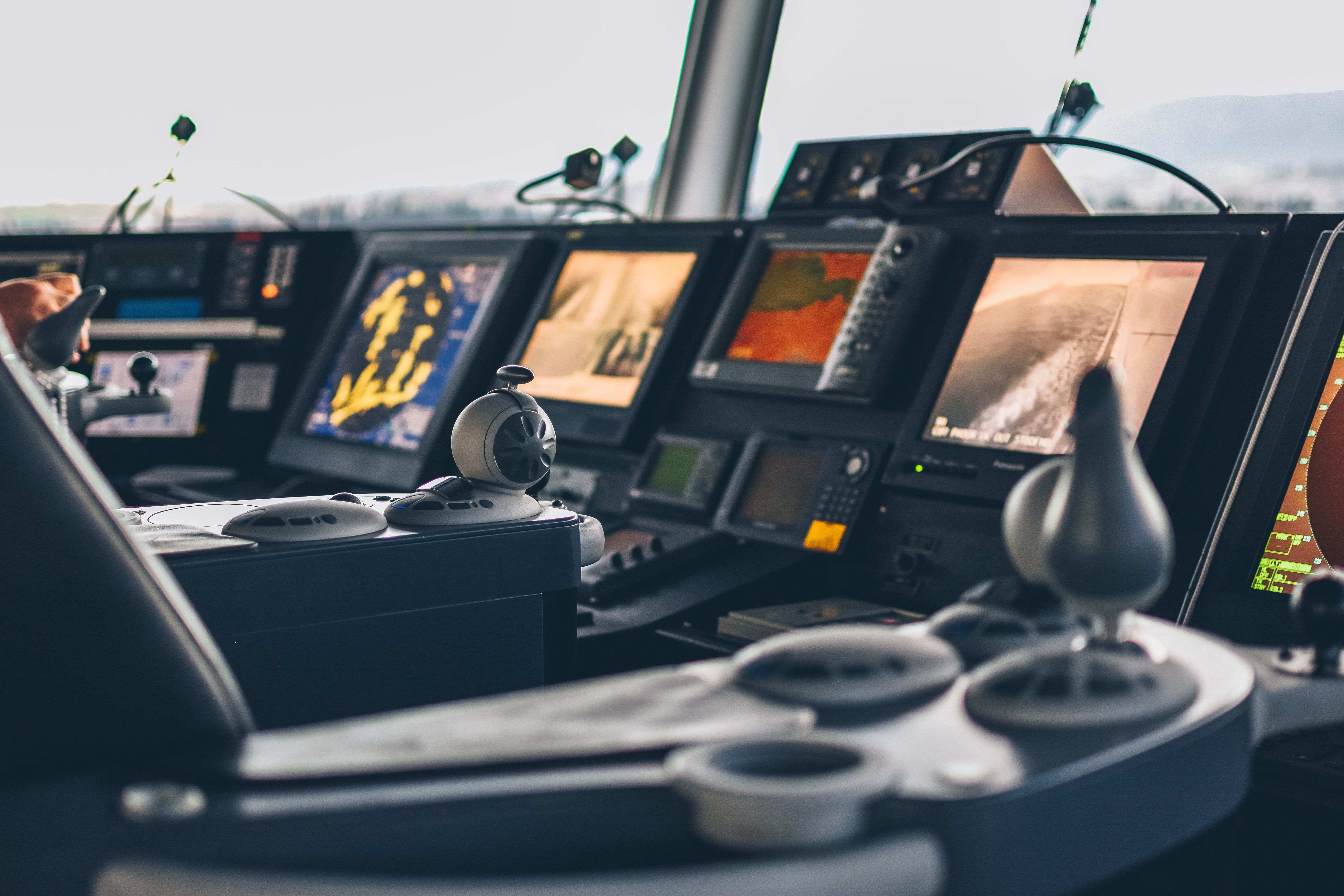 What Does an Air Traffic Controller Do? Careers & Duties