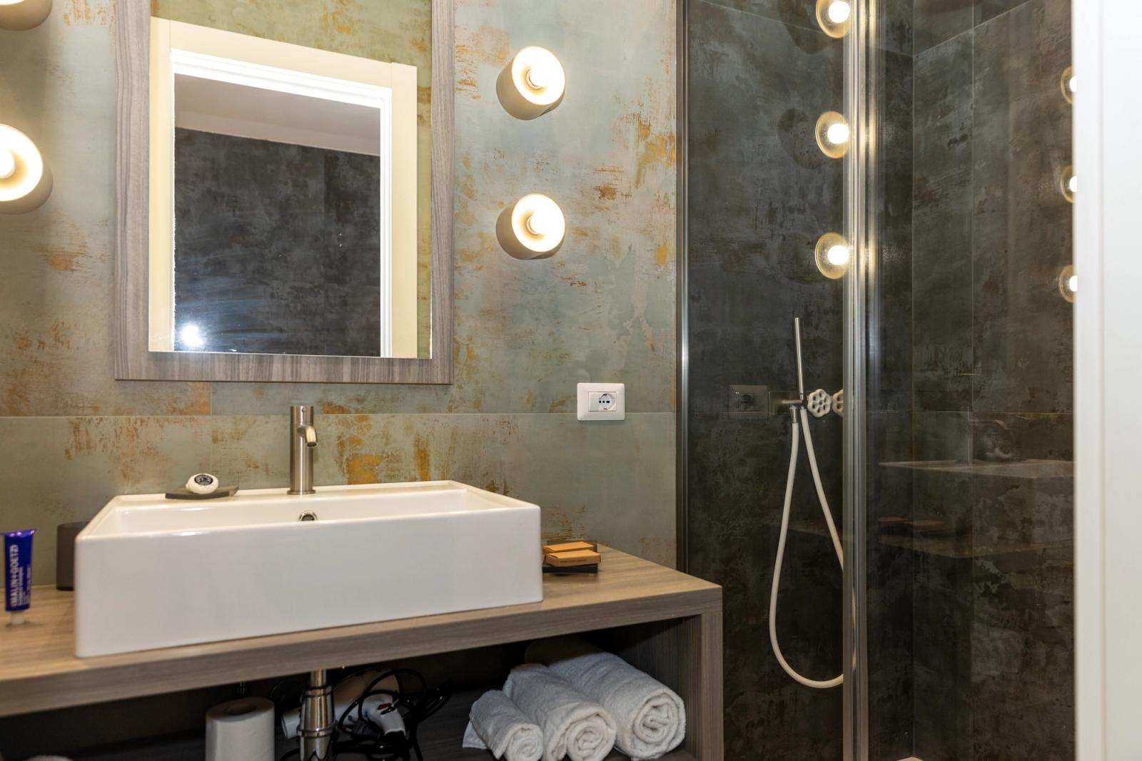 Biancolella room
