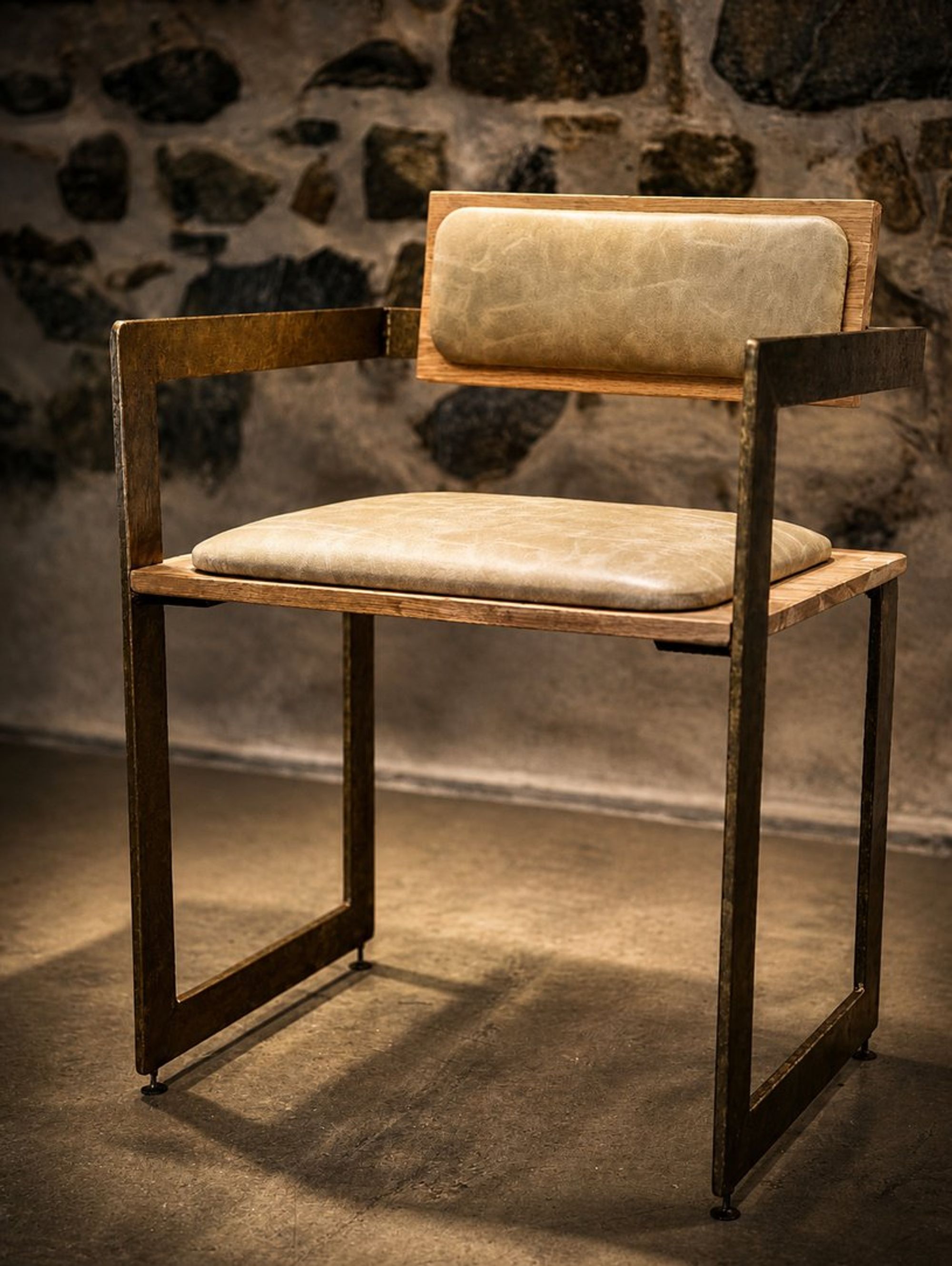 Fauteuil, bois et cuir