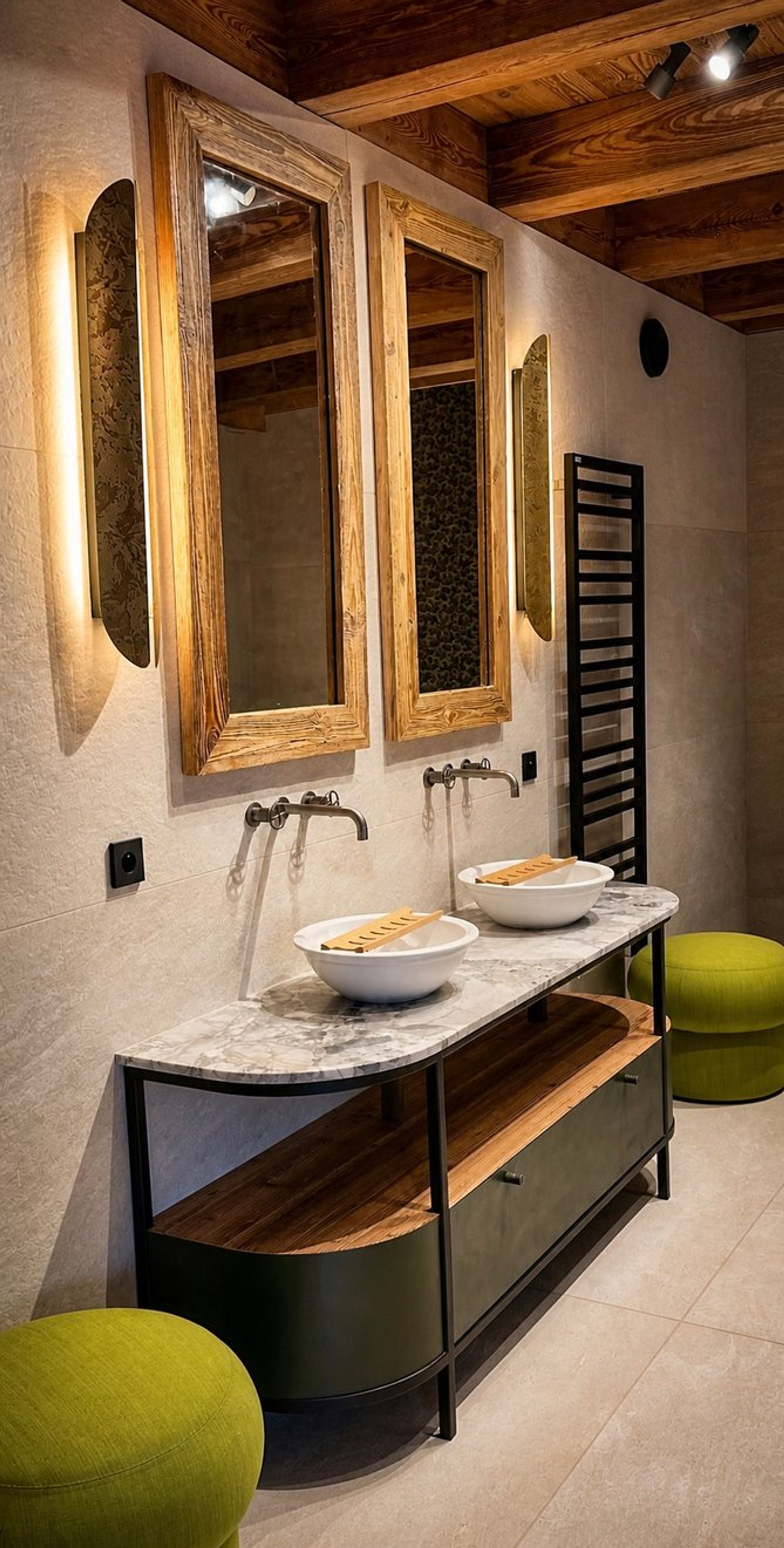 Chalet l’Yret, Serre-Chevalier : salle de bain – vue 5