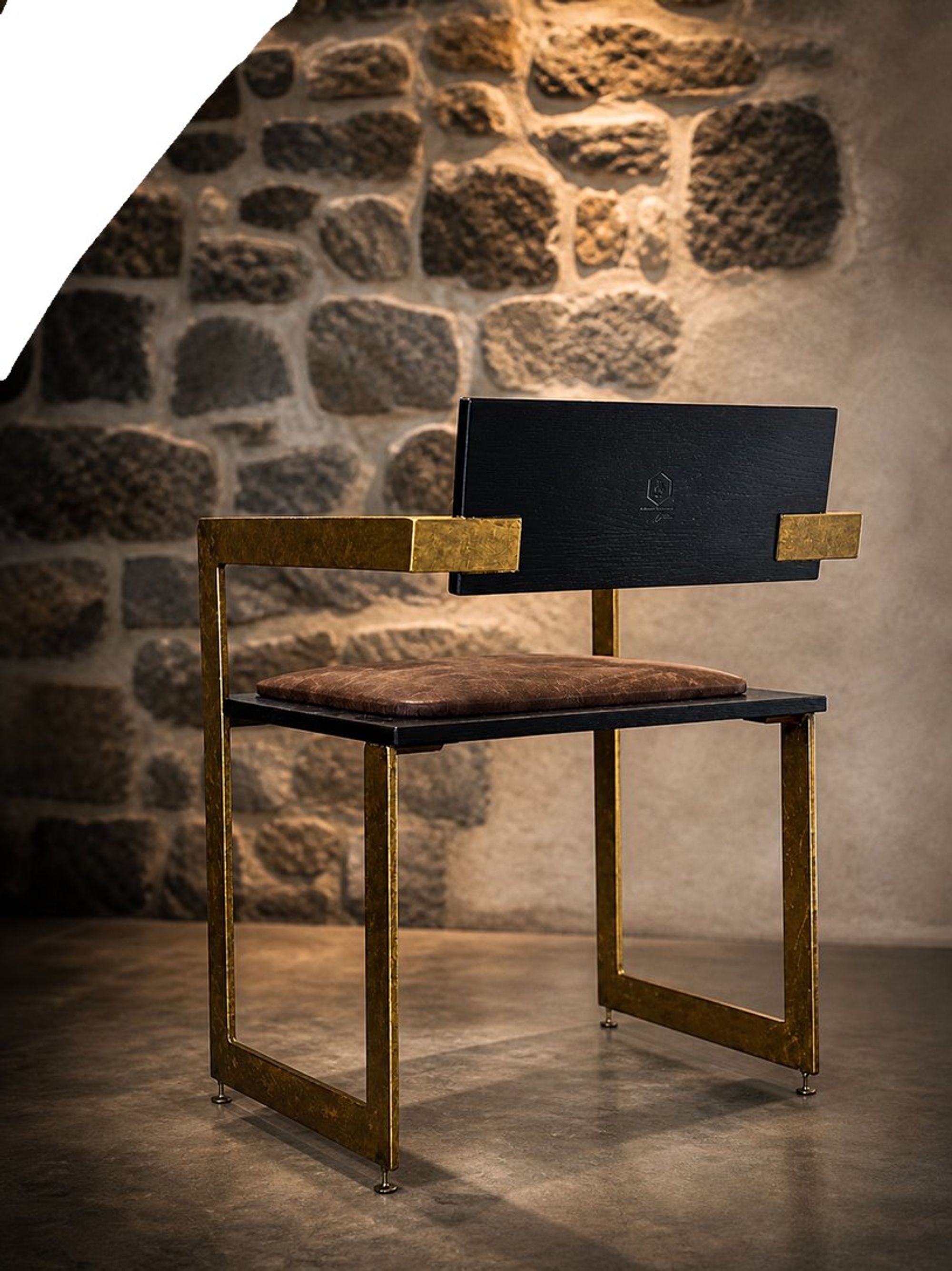 Fauteuil, structure laiton