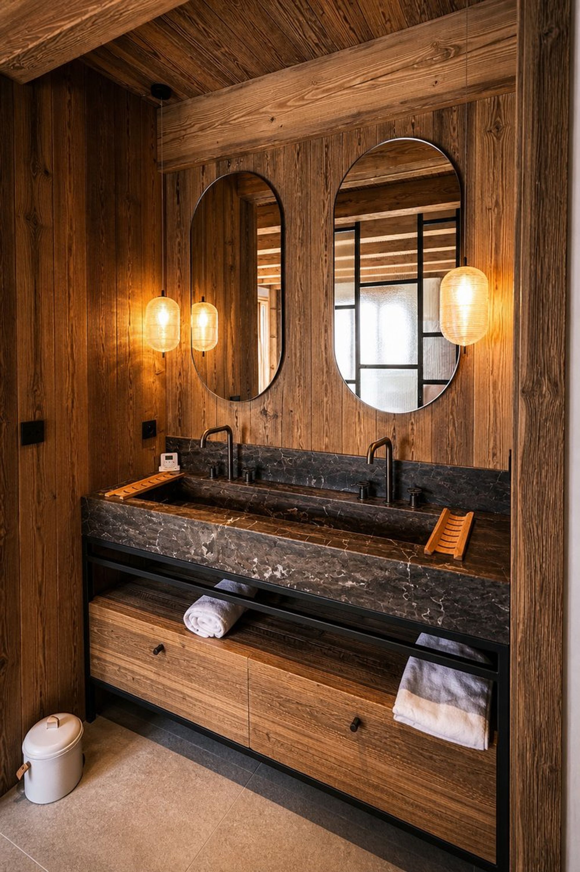 Chalet l’Yret, Serre-Chevalier : salle de bain – vue 8