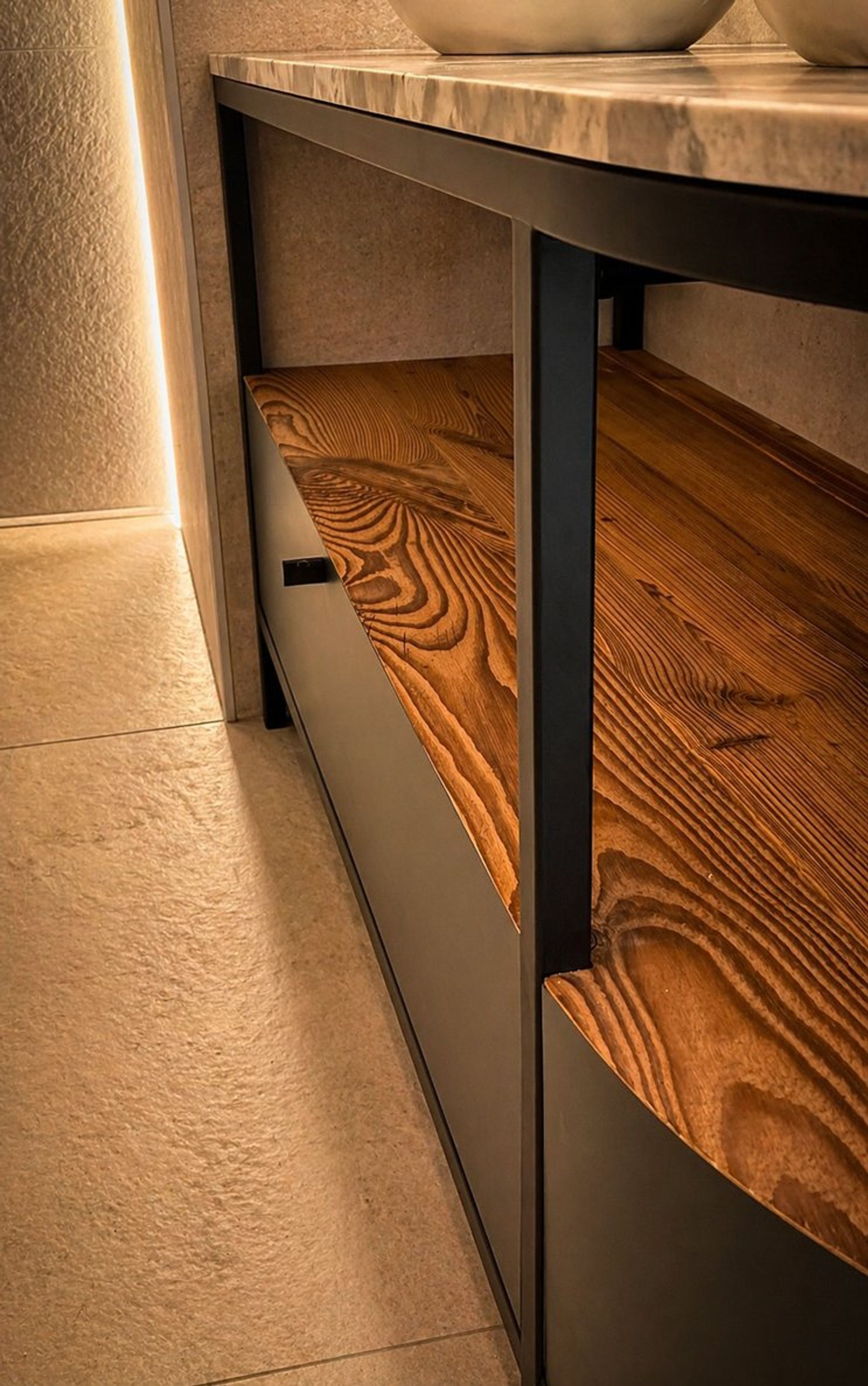 Chalet l’Yret, Serre-Chevalier : salle de bain – vue 7